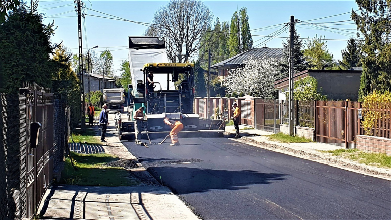 Nakładka asfaltowa na Rzemieślniczej i in.